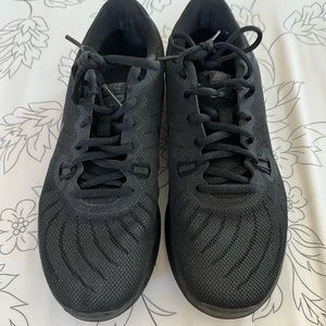 Nike, womens, all black with cutout design, womens 8, used